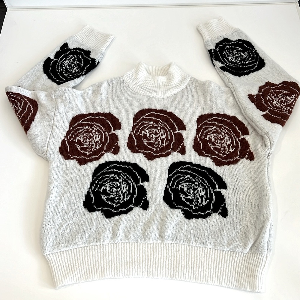 NA-KD Sweater Size M Creme Base Warm Brown and Black Roses Pattern Round Neck